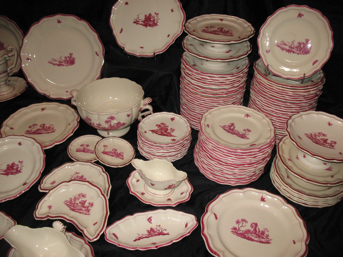Gien Faience Table Service With Niderviller Decor Of 110 Pieces, Early 20th Century-photo-2