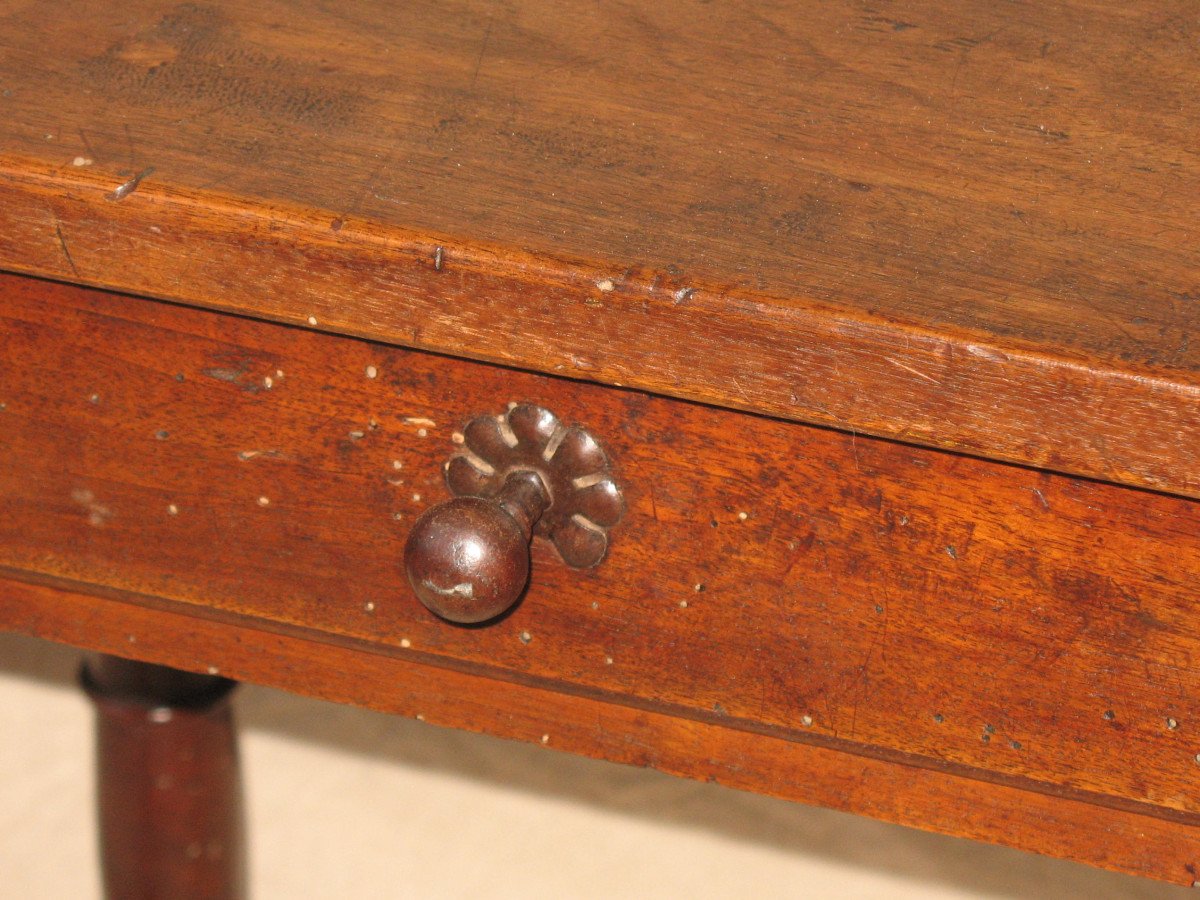 Petite table bureau  époque 18ème Origine Périgord-photo-1