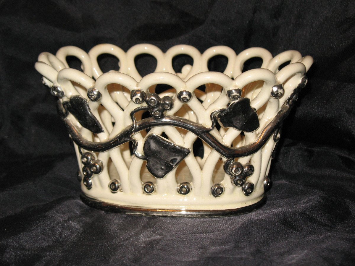 Langeais Earthenware Oval Planter Decorated With Masonic Berries Th. 19th