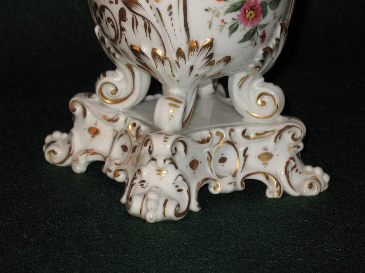 Paris Porcelain Vase With Floral Decoration Th. 19th Century Restoration In The Style Of Jacob Petit-photo-5