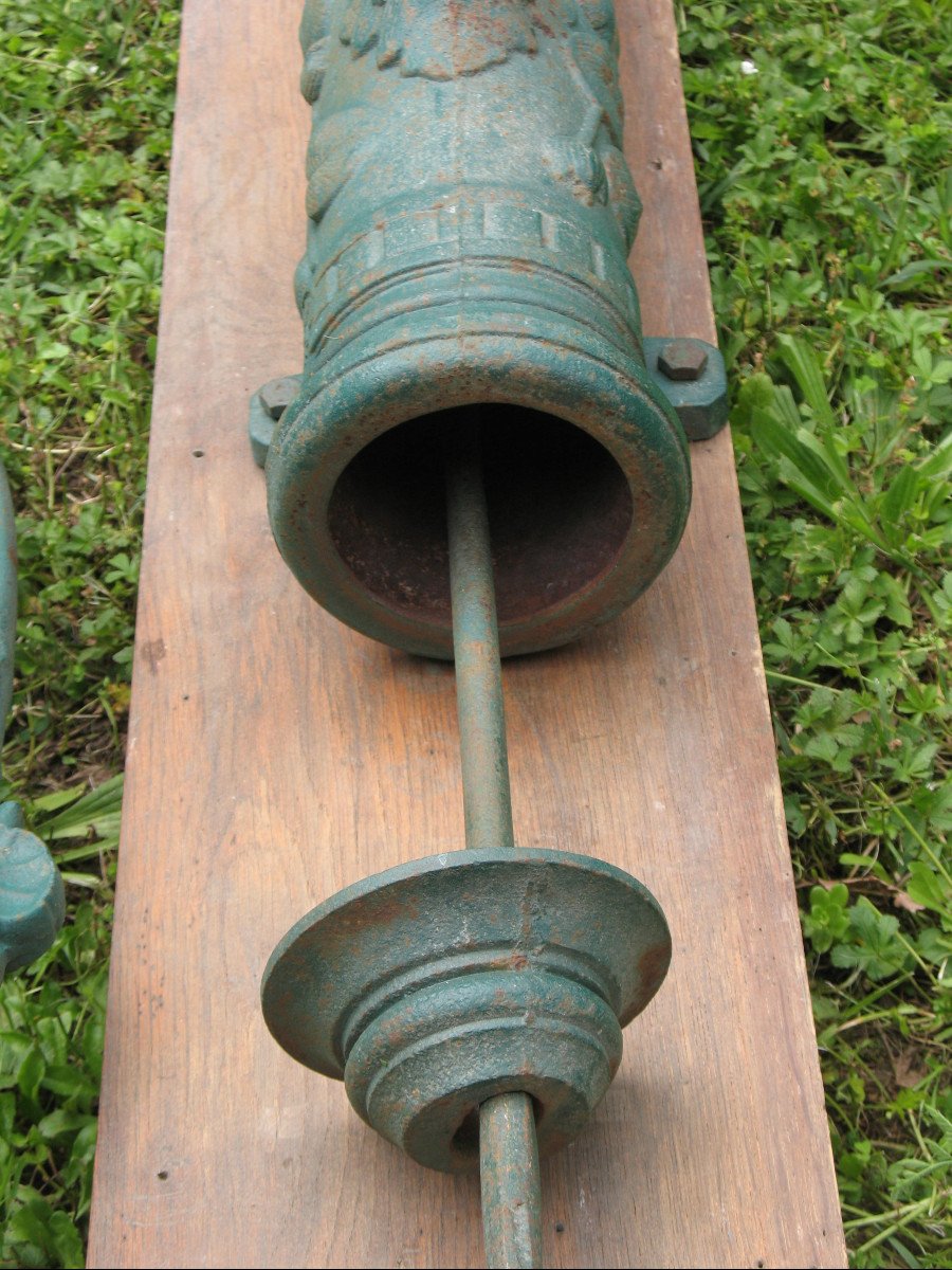 Cast Iron Water Pump, 19th Century, Chappée Brand, Decorated With Dolphins And Plants, H: 140 Cm-photo-7
