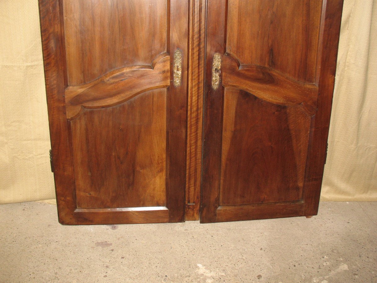 Pair Of Louis XV Style Walnut Paneled Doors, 19th Century-photo-3