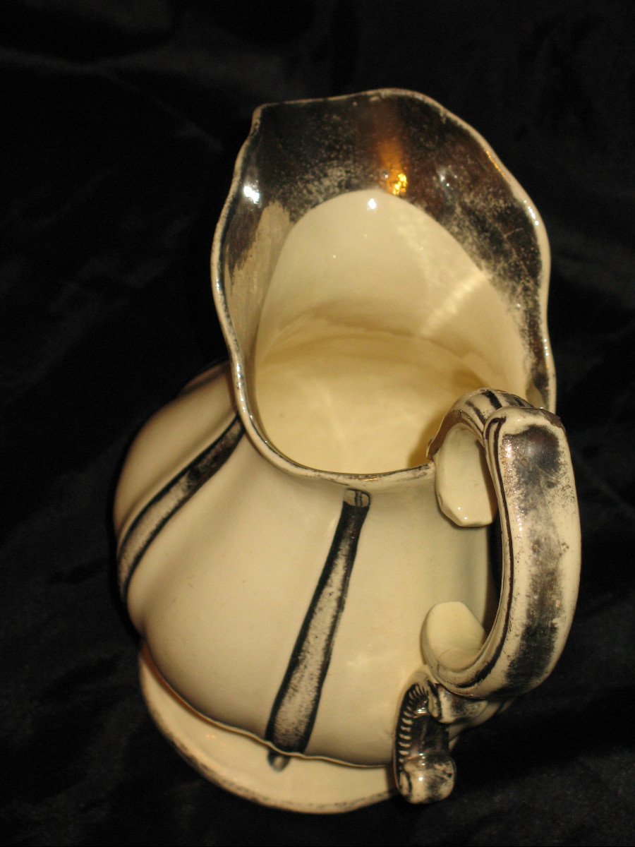 Verseuse godronnée pot à lait pichet en faïence de Langeais époque 19ème-photo-4