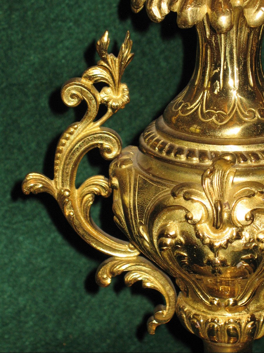 Paire de grands candélabres chandeliers à 6 lumières en bronze doré style rocaille époque 19ème-photo-8