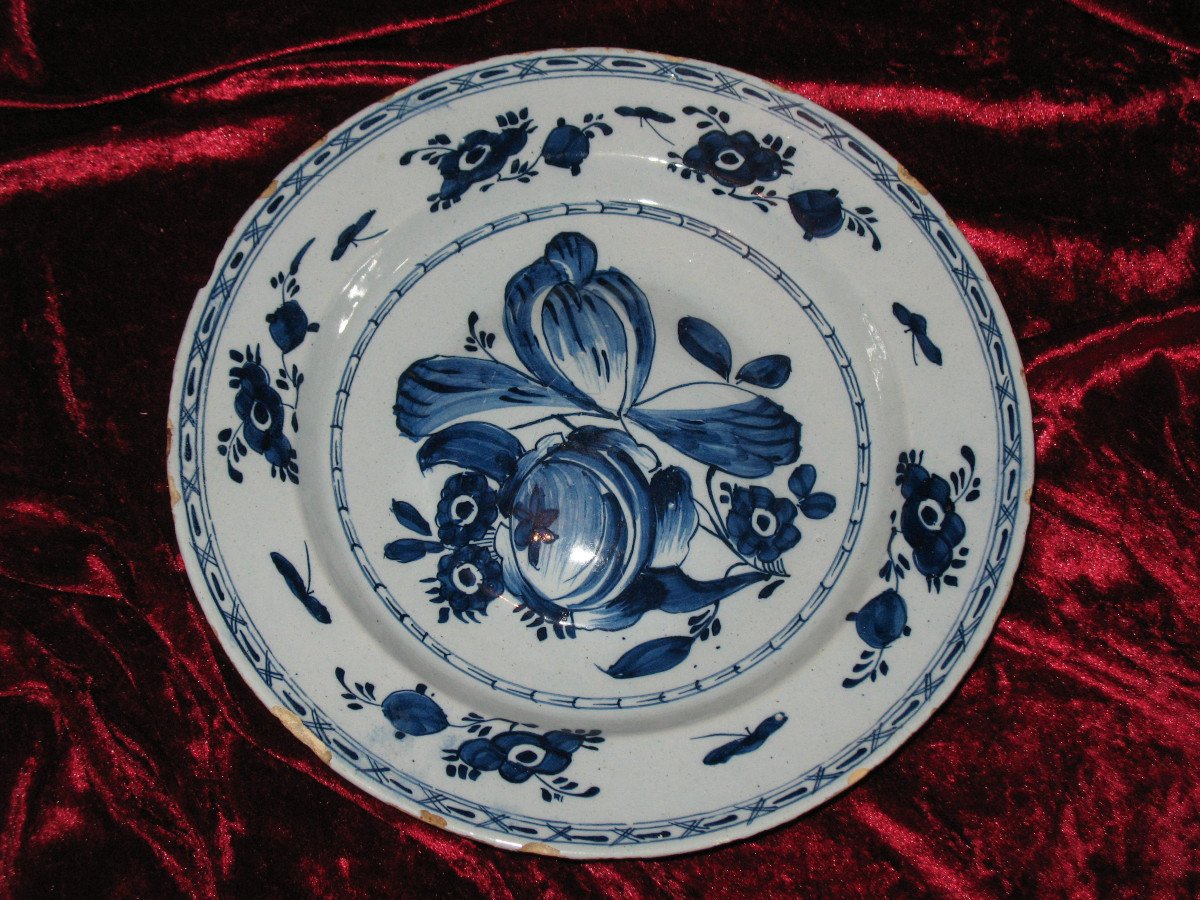 Pair Of Earthenware Umbilical Dishes From Delft, 18th Century, Floral Decoration In Blue-photo-5