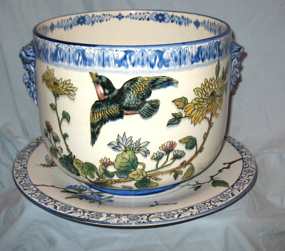 Large Cache Pot And Its Frame In Gien Earthenware Japanese Decor With A Bird, 19th Century