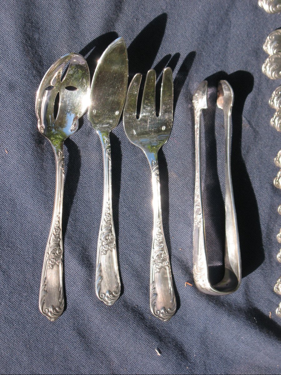 Ménagère en métal argenté  78 pièces de Ravinet d'Enfert à Paris style rocaille L. XV-photo-4