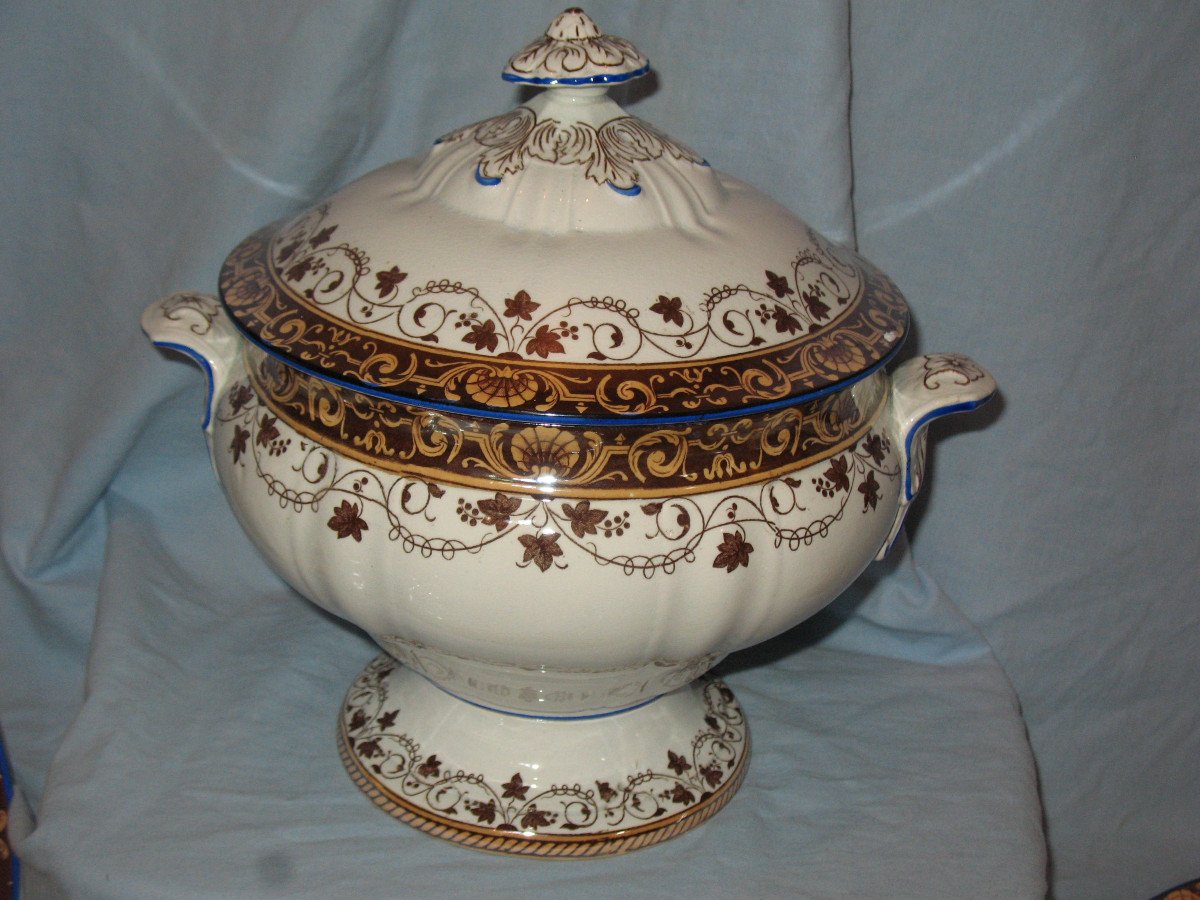 Service de table 87 pièces en faïence fine de Bordeaux décor Louis XV  ép. 19ème  J. Vieillard-photo-4