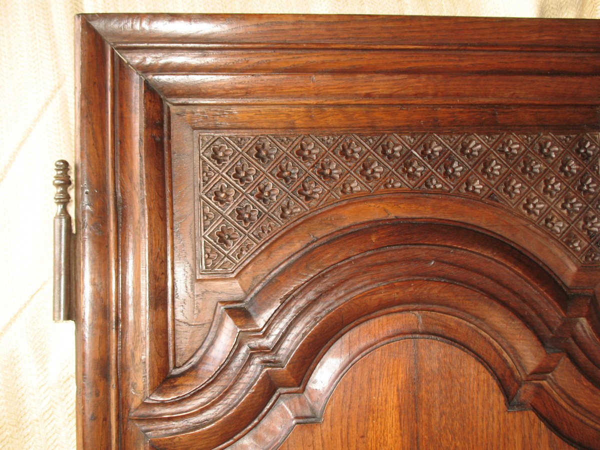 Paire de portes de boiserie moulurées et fleuries  en chêne époque Louis XIV  17ème-photo-8