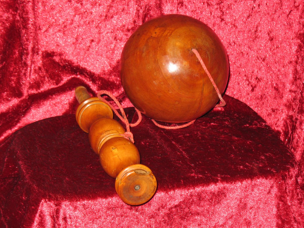 Large Turned Boxwood Bilboquet In Honey Color, 19th Century-photo-3