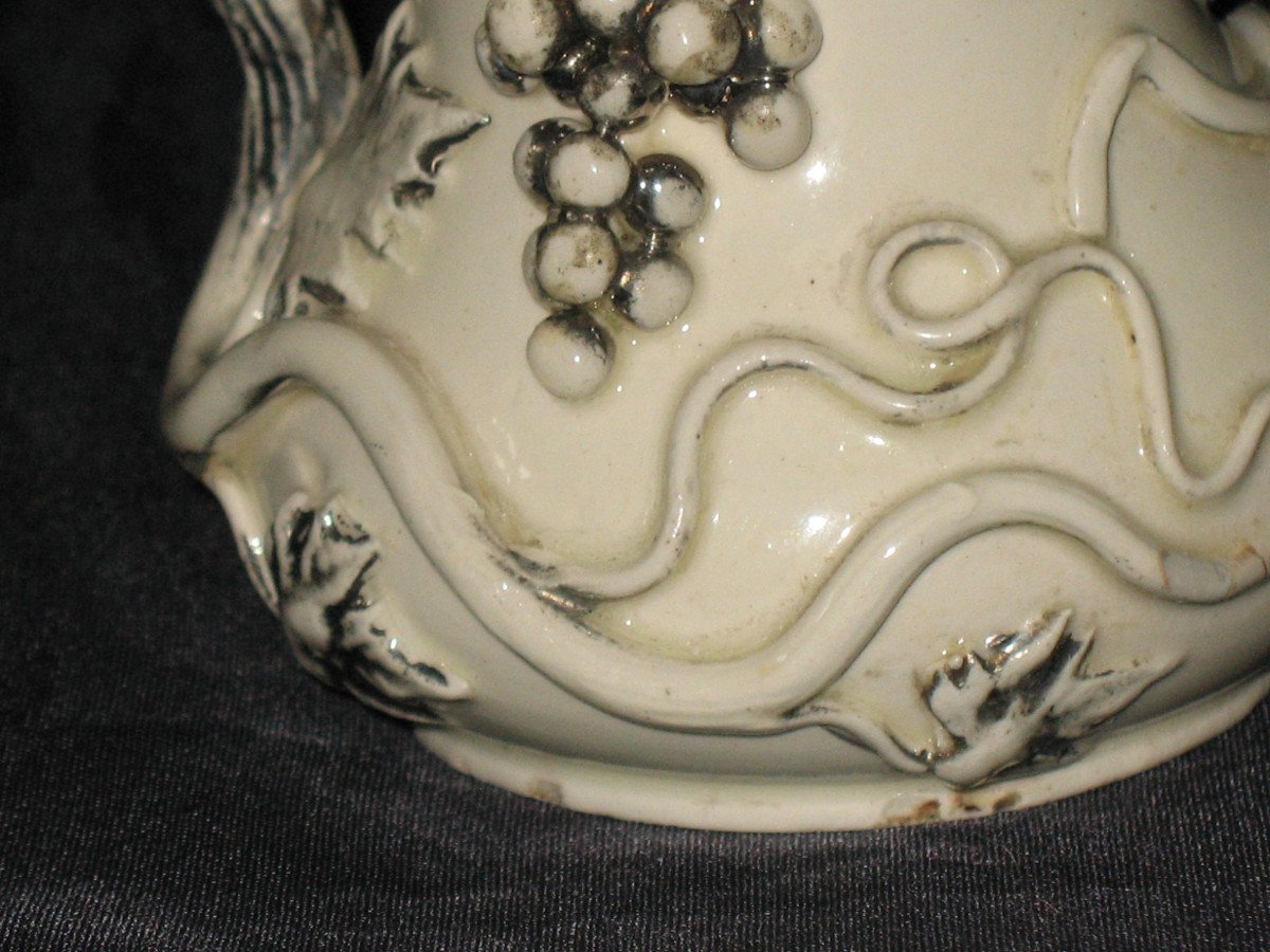 Langeais Earthenware Dinette Pitcher Signed Cb Decorated With Bunches Of Grapes, 19th Century-photo-5