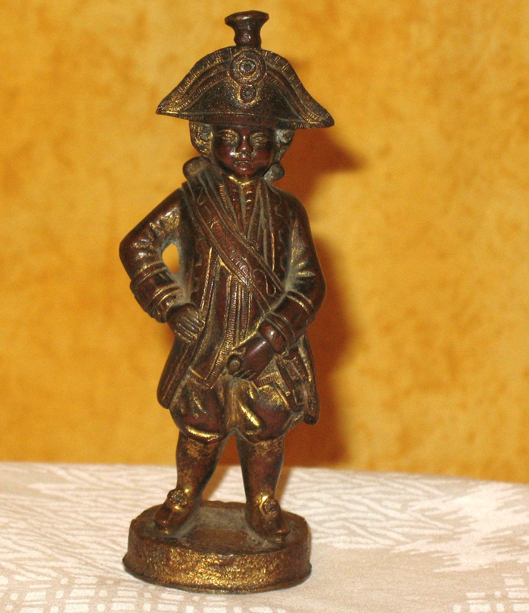 Militaire sculpture en bronze petit objet de vitrine époque 20ème