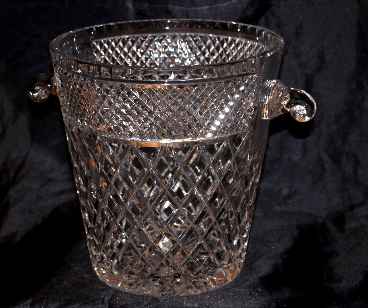 20th Century Cut Crystal Champagne Bucket Decorated With Diamond Points
