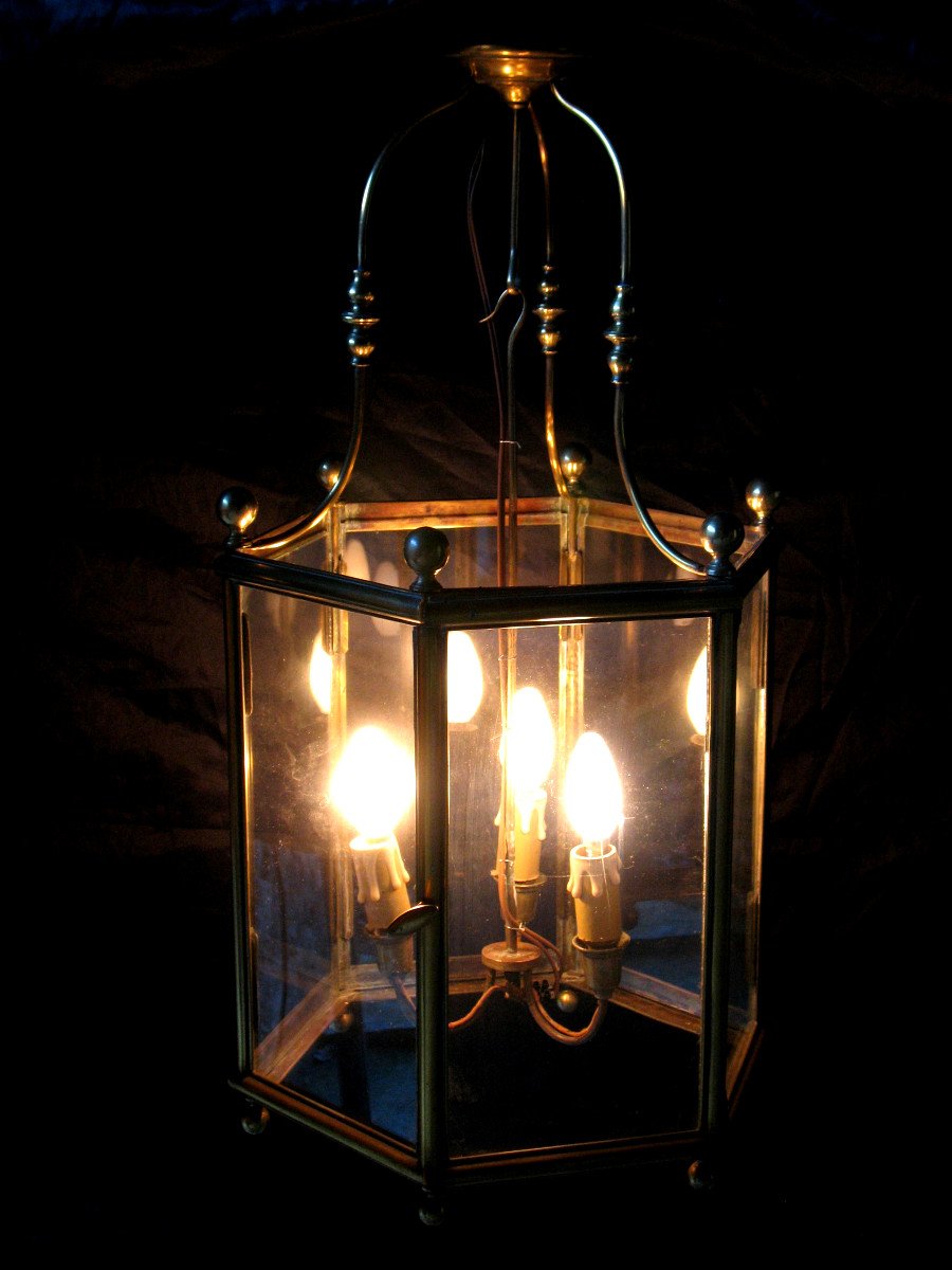Lanterne  exagonale à 3 lumières en bronze et laiton de style Louis XIV époque début 20ème