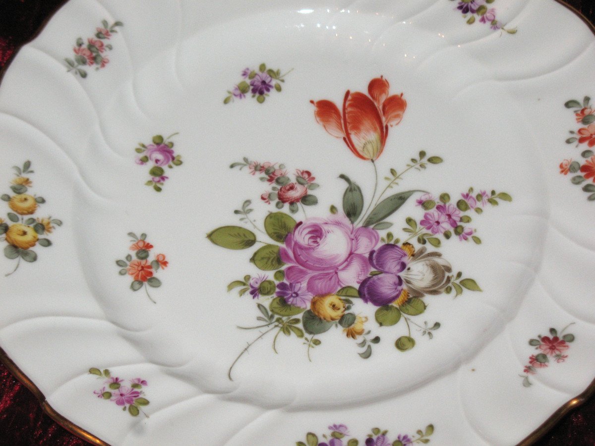 Assiettes en porcelaine  décor floral de Saxe Meissen époque 20ème-photo-4