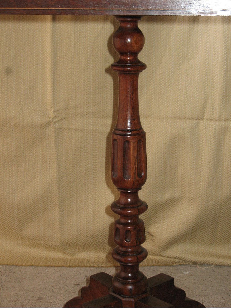Petit guéridon octogonal en acajou et marqueterie à décor floral époque Restauration 19ème-photo-1