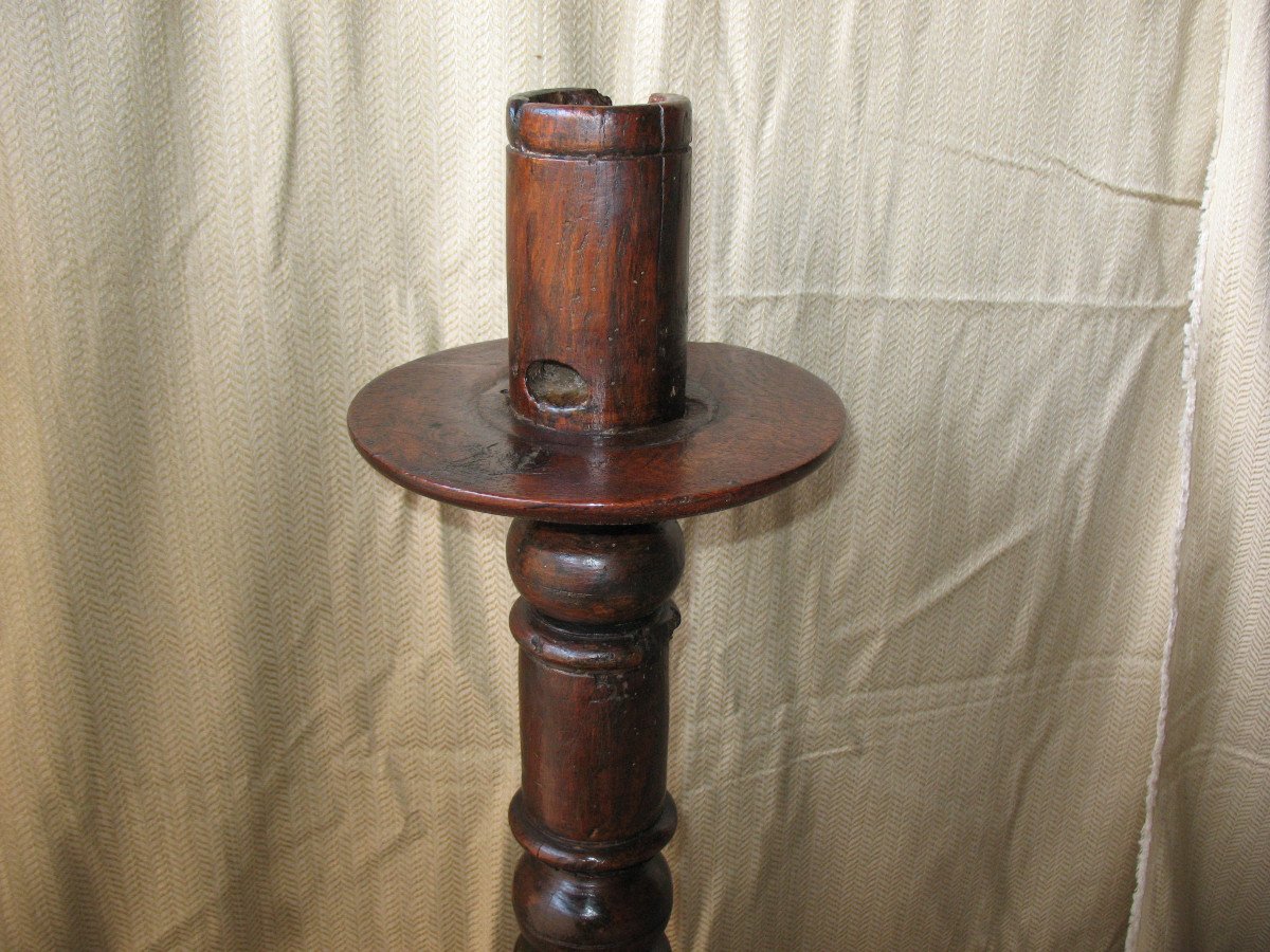 Pique cierge grand porte cierge en bois époque 18ème Louis XIV  h : 123,5 cm-photo-2