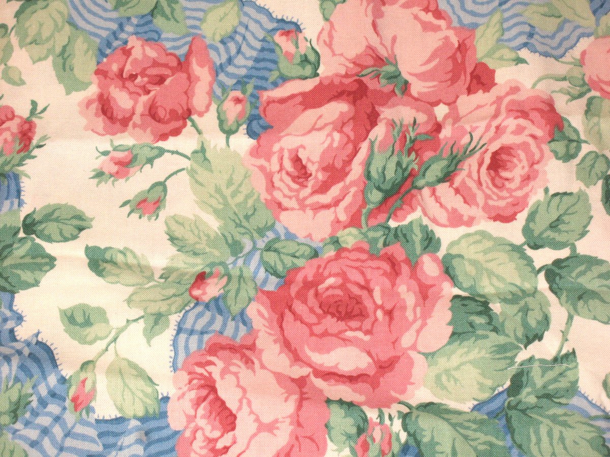 Large Length Of Flowered Fabric By Arthur Sanderson "garland Of Roses" Length: 11 Meters -photo-3