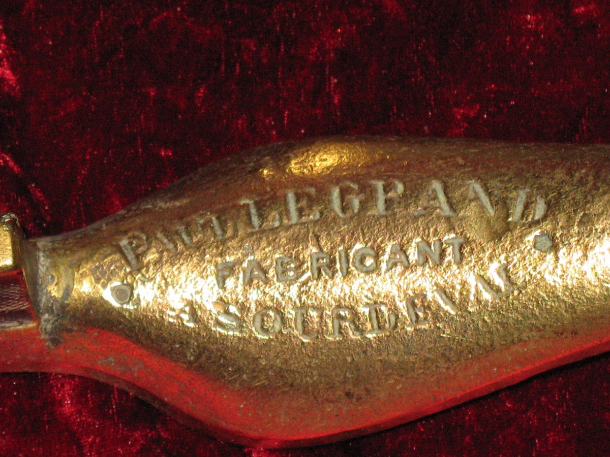 Bronze Mold For Silver Spoon 19th Century Model With Louis XVI Style Medallion-photo-5