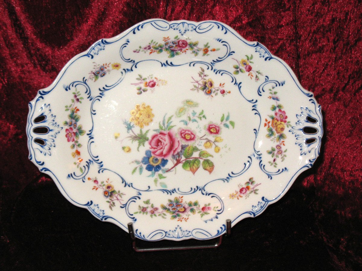 Service à dessert en porcelaine anglaise de Minton décor floral époque 19ème-photo-4