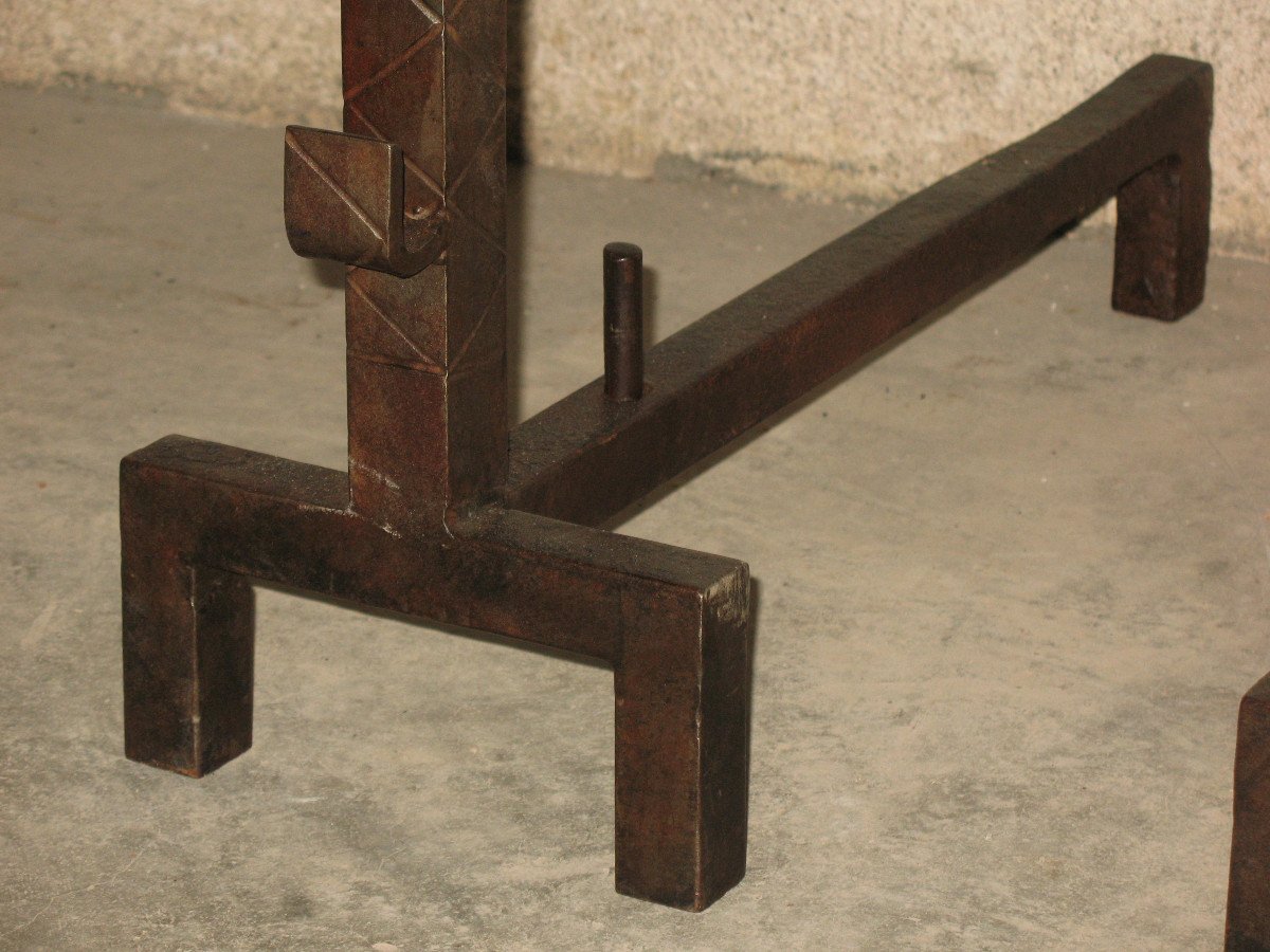 Paire de landiers chenets en fer forgé époque Art Déco-photo-2