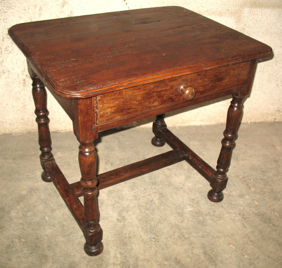 Table à écrire bureau époque Louis XIV  en bois fruitier Origine Périgord  avec 1 tiroir 17ème-photo-3
