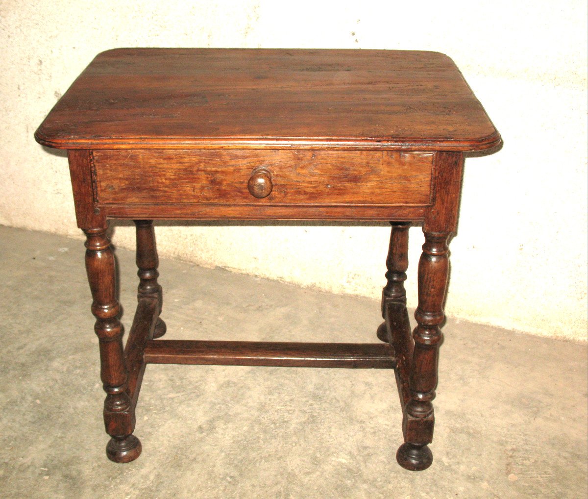 Table à écrire bureau époque Louis XIV  en bois fruitier Origine Périgord  avec 1 tiroir 17ème-photo-2