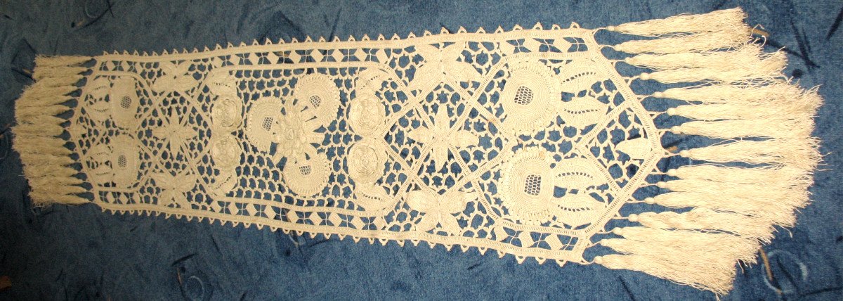 Art Deco Lace Mantelpiece Or Altar Top