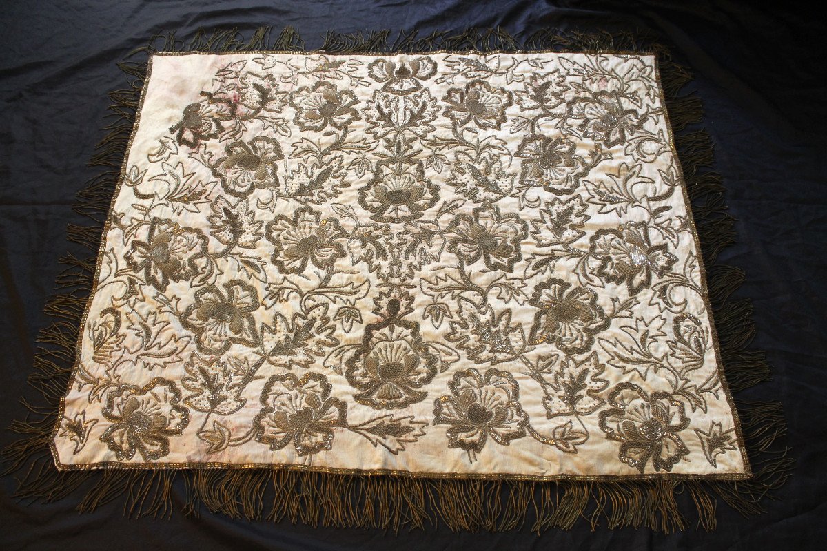 Broderie ottomane en fils argent et or à décor floral époque milieu 19ème-photo-2
