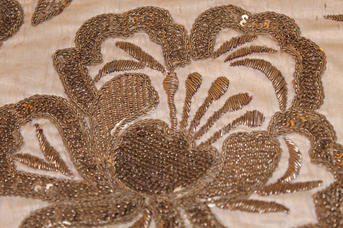 Broderie ottomane en fils argent et or à décor floral époque milieu 19ème-photo-2