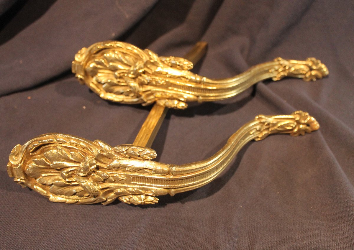 4 portes embrasses à rideaux en bronze style Louis XVI ép. 19ème bronze ameublement décoration-photo-4