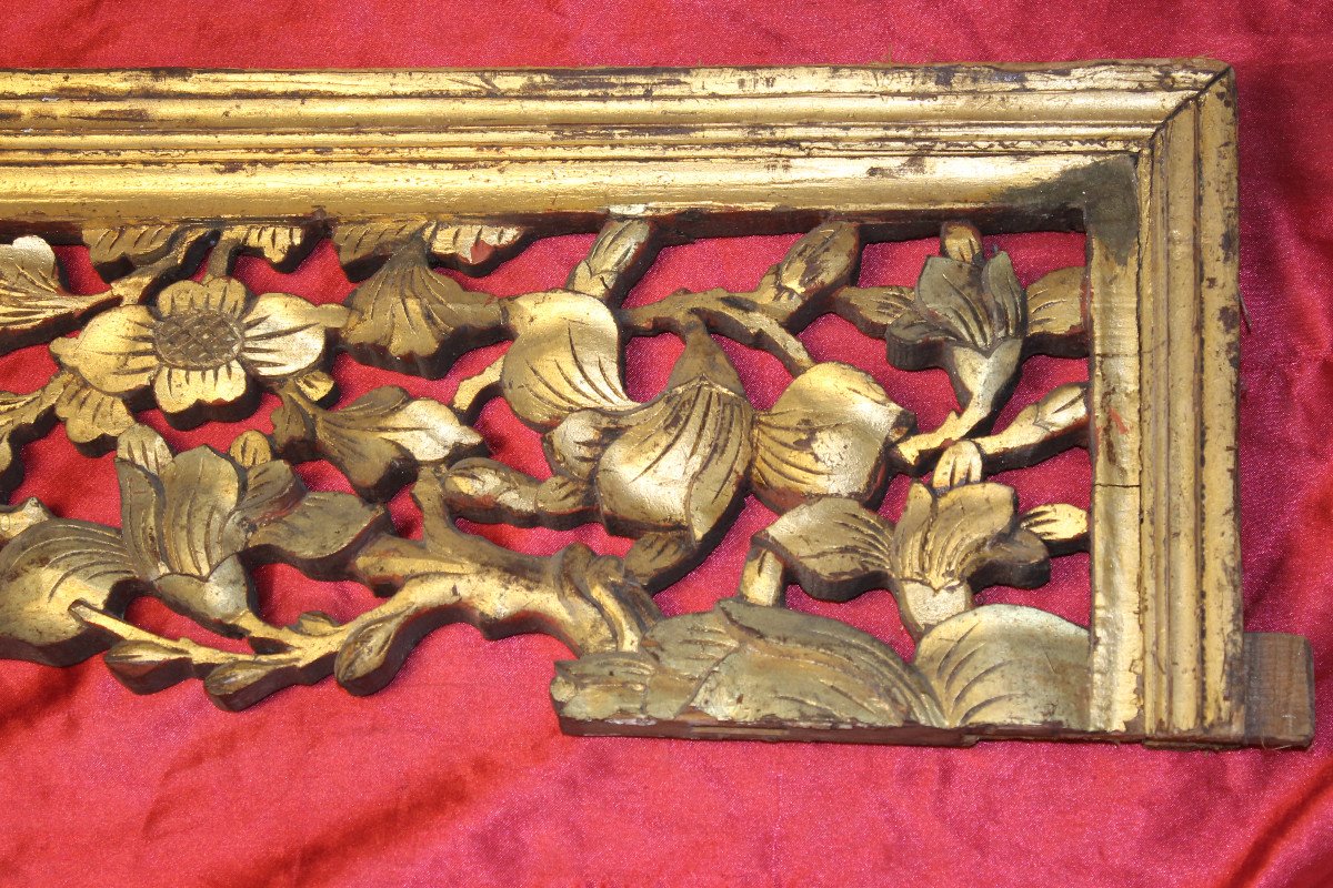 Bed Front Element In Carved Gilded Wood Origin China 19th Century Length: 189.5 Cm-photo-1