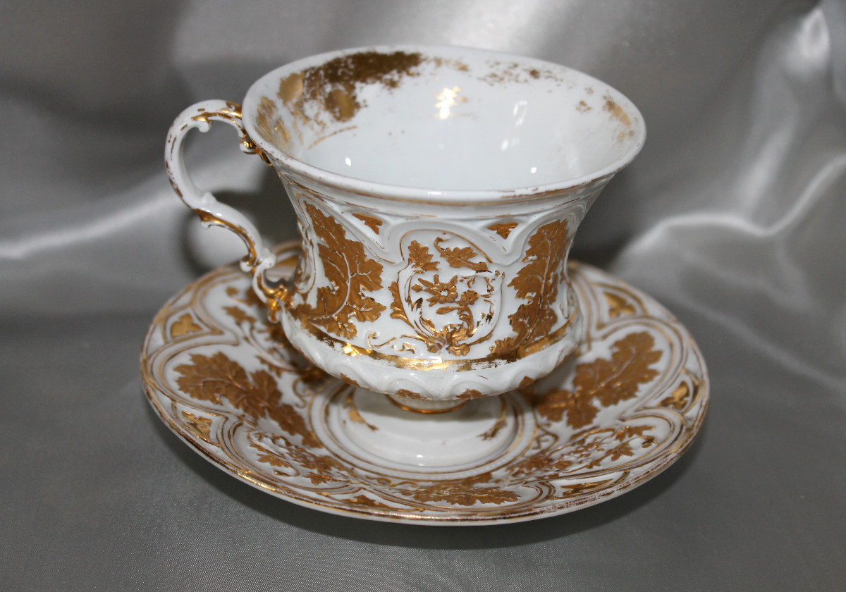 Chocolate Cup And Saucer In Grafenroda Porcelain, Thuringia, Germany, 19th Century