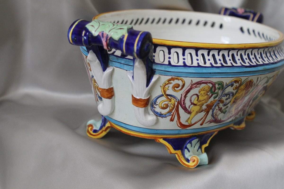 Fine Bordeaux Earthenware Planter With Polychrome Decoration Of Putti, 19th Century Jules Vieillard-photo-1