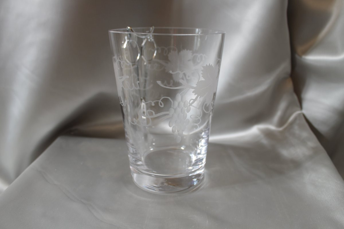 Engraved Glass Grape Bucket Complete With Scissors-photo-3