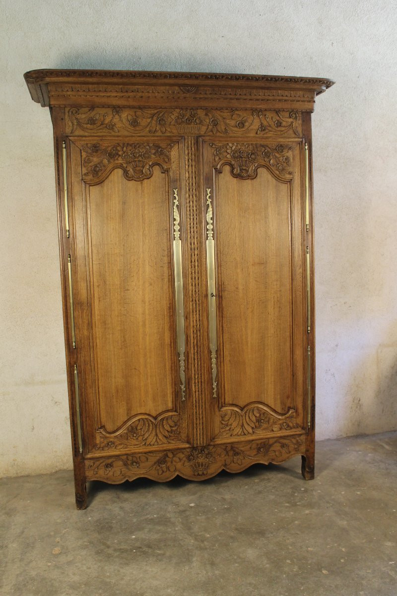 Norman Carved Oak Wardrobe, Saint Lô Origin, 19th Century-photo-2