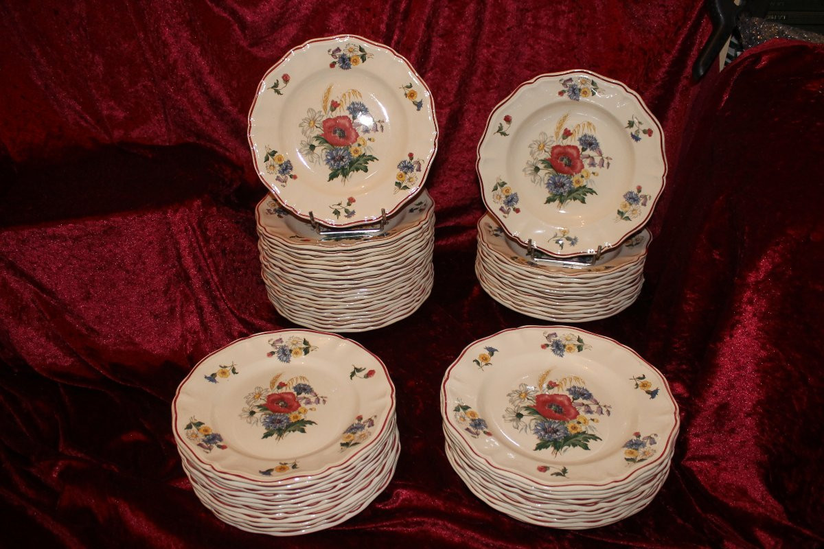 Sarreguemines Earthenware Dinner Service With Rustic Decor And Large Bouquet, Early 20th Century-photo-7
