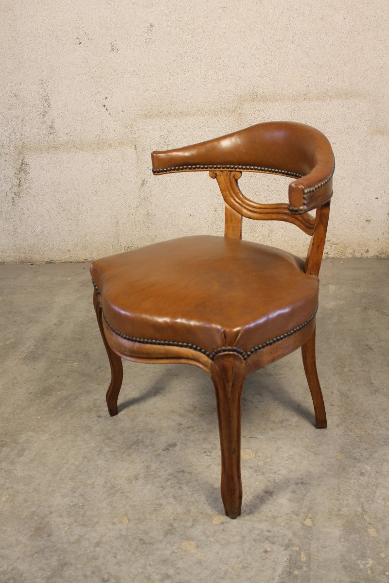 Fauteuil de bureau en noyer de style Louis XV époque 19ème recouvert d'un cuir havane-photo-3