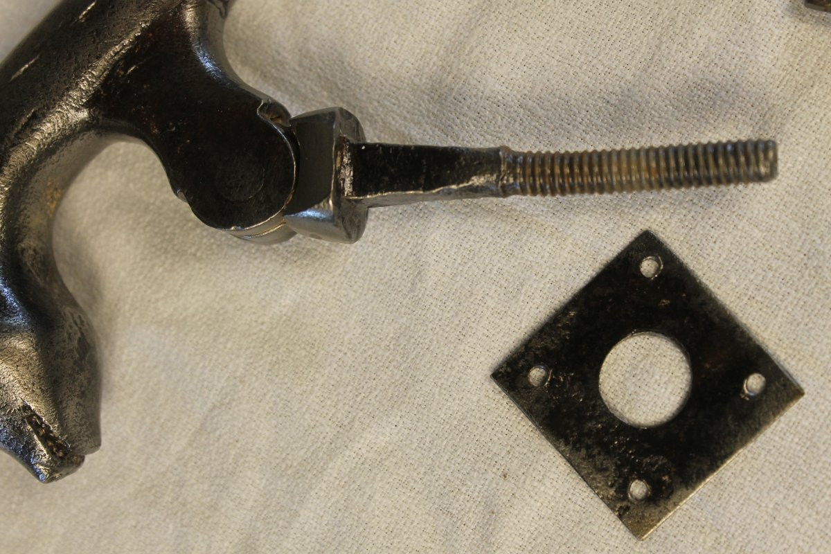 Heurtoir marteau de porte en fer forgé de style Haute Epoque complet époque 19ème-photo-1