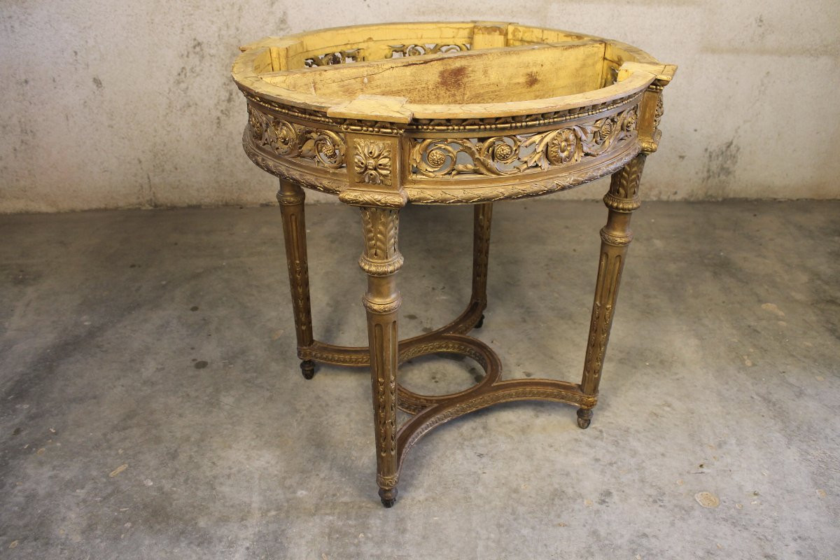 Table guéridon en bois sculpté doré de style Louis XVI époque 19ème-photo-1