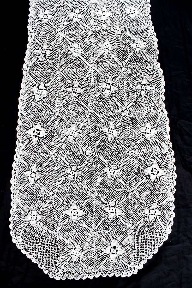 Pair Of Handmade Lace Curtains With Floral Decoration D: 250 X 55 Cm Each