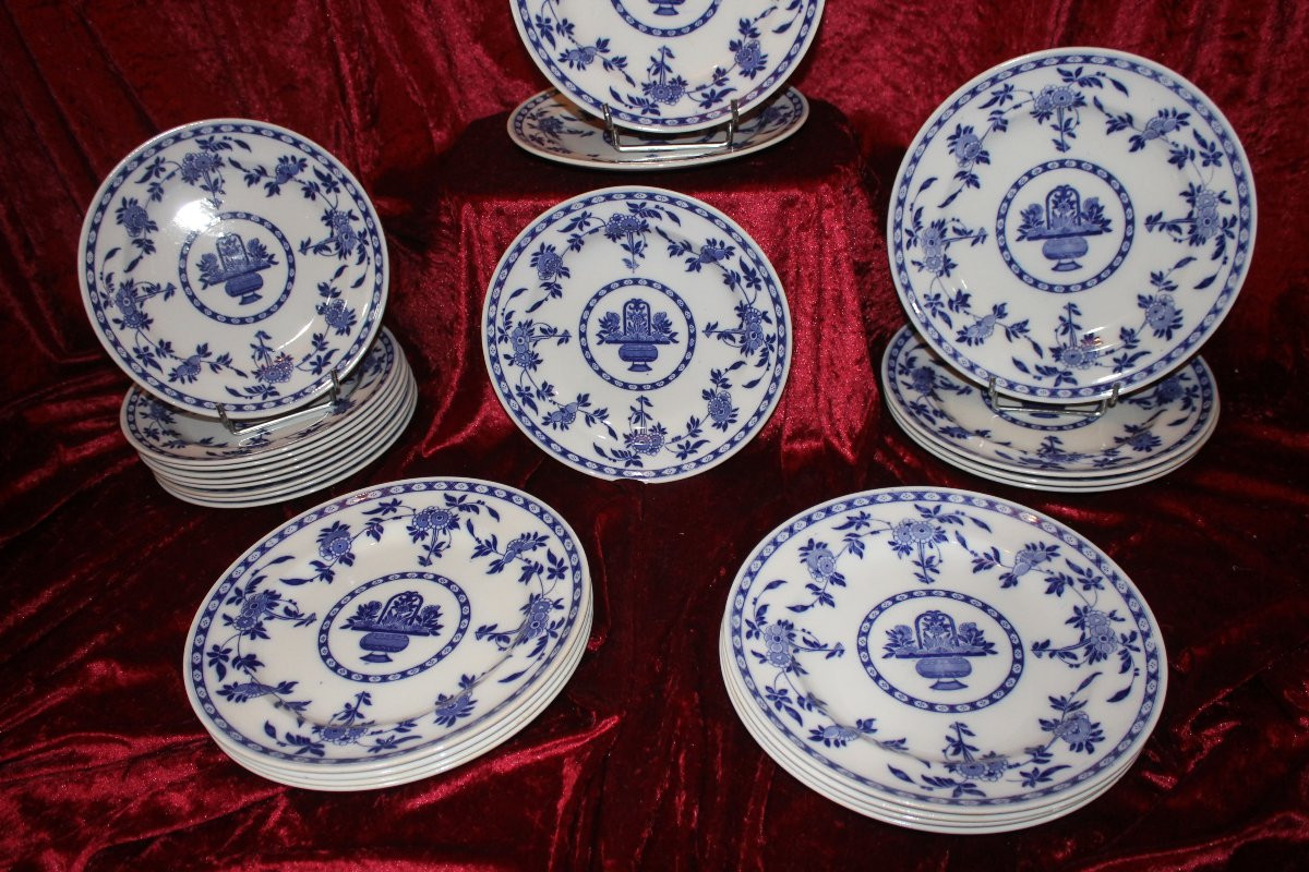 24 assiettes en faïence anglaise de Minton décor de Delft en bleu époque fin 19ème-photo-4