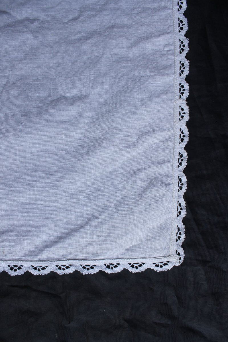 Embroidered Tablecloth With Fern Decoration, Size: 235 X 135 Cm, Perfect Condition-photo-2