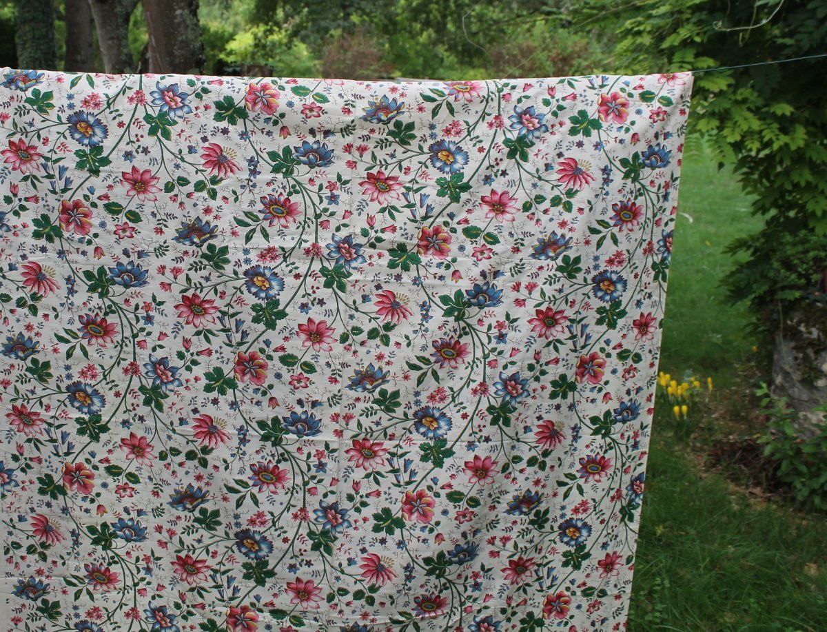 Métrage de tissu floral avec un décor à l'indienne Etat parfait Long :  8, 60 m -photo-3