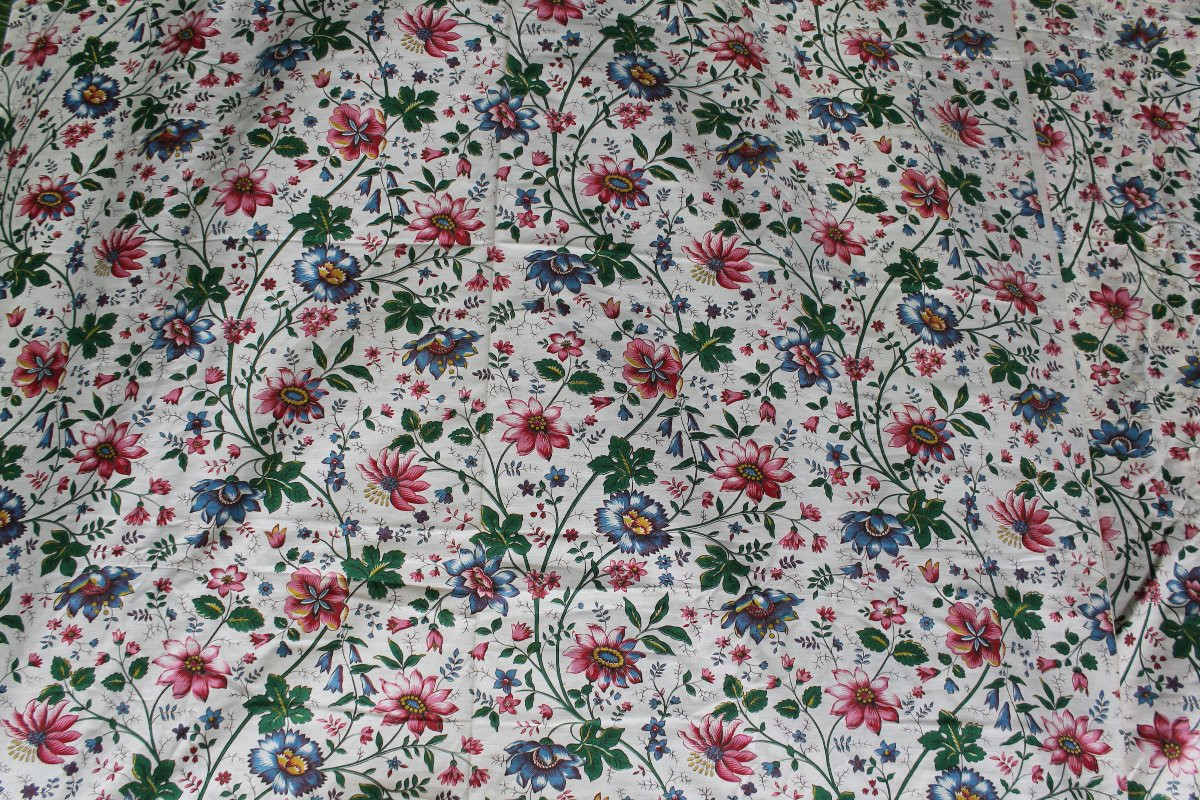 Métrage de tissu floral avec un décor à l'indienne Etat parfait Long :  8, 60 m -photo-4