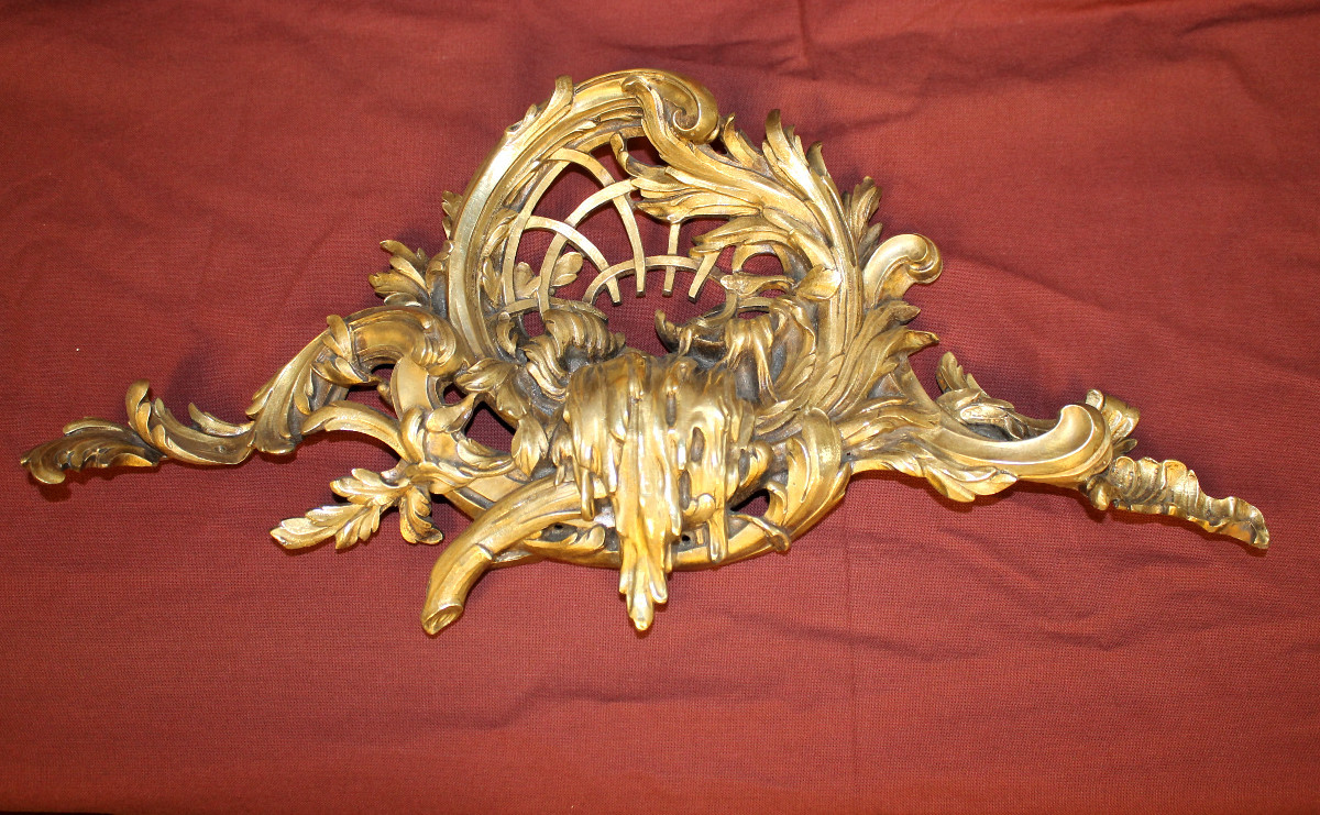 Decorative Bronze Furniture In Rococo Style Representing A Waterfall, 19th Century, W: 48.5 Cm