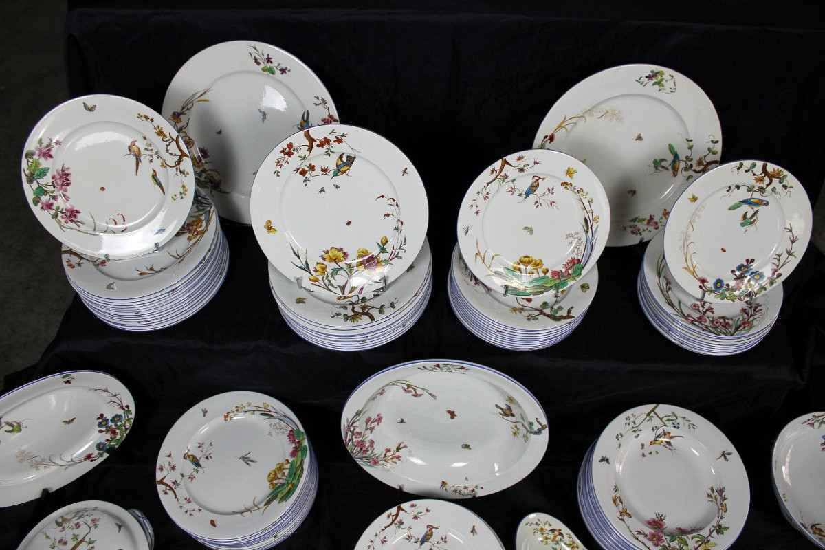 Fine Bordeaux Earthenware Dinner Service With Nella Decoration Featuring Flowers And Birds, 19th Century-photo-3