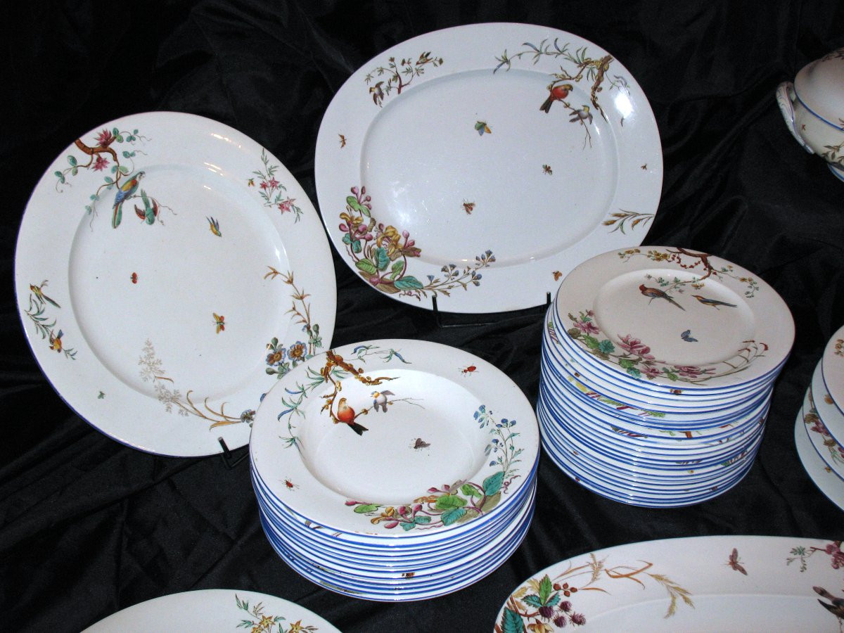 Fine Bordeaux Earthenware Dinner Service With Nella Decoration Featuring Flowers And Birds, 19th Century-photo-2