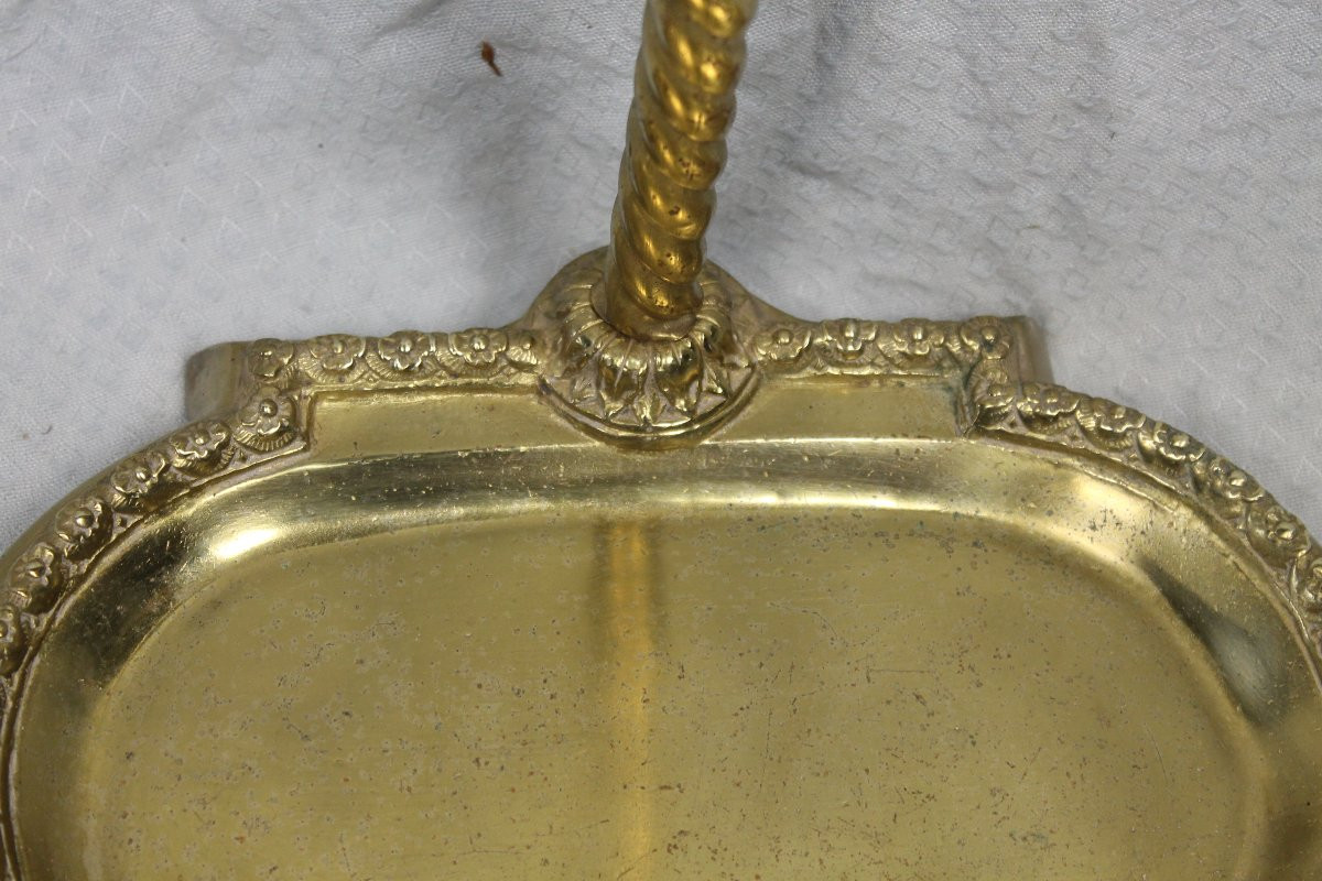 Serviteur de cheminée en bronze de style Louis XVI époque 19ème-photo-7
