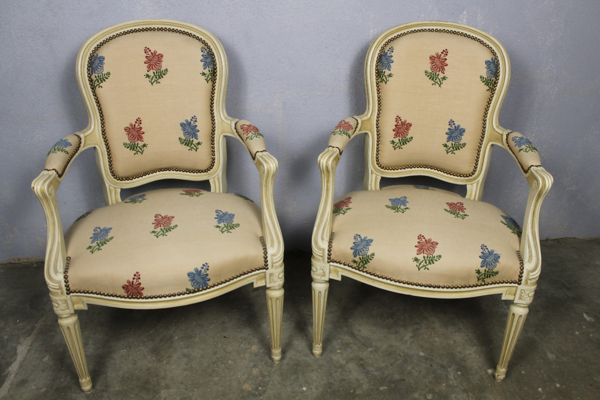 Pair Of Transition Style Cabriolet Armchairs From The 20th Century